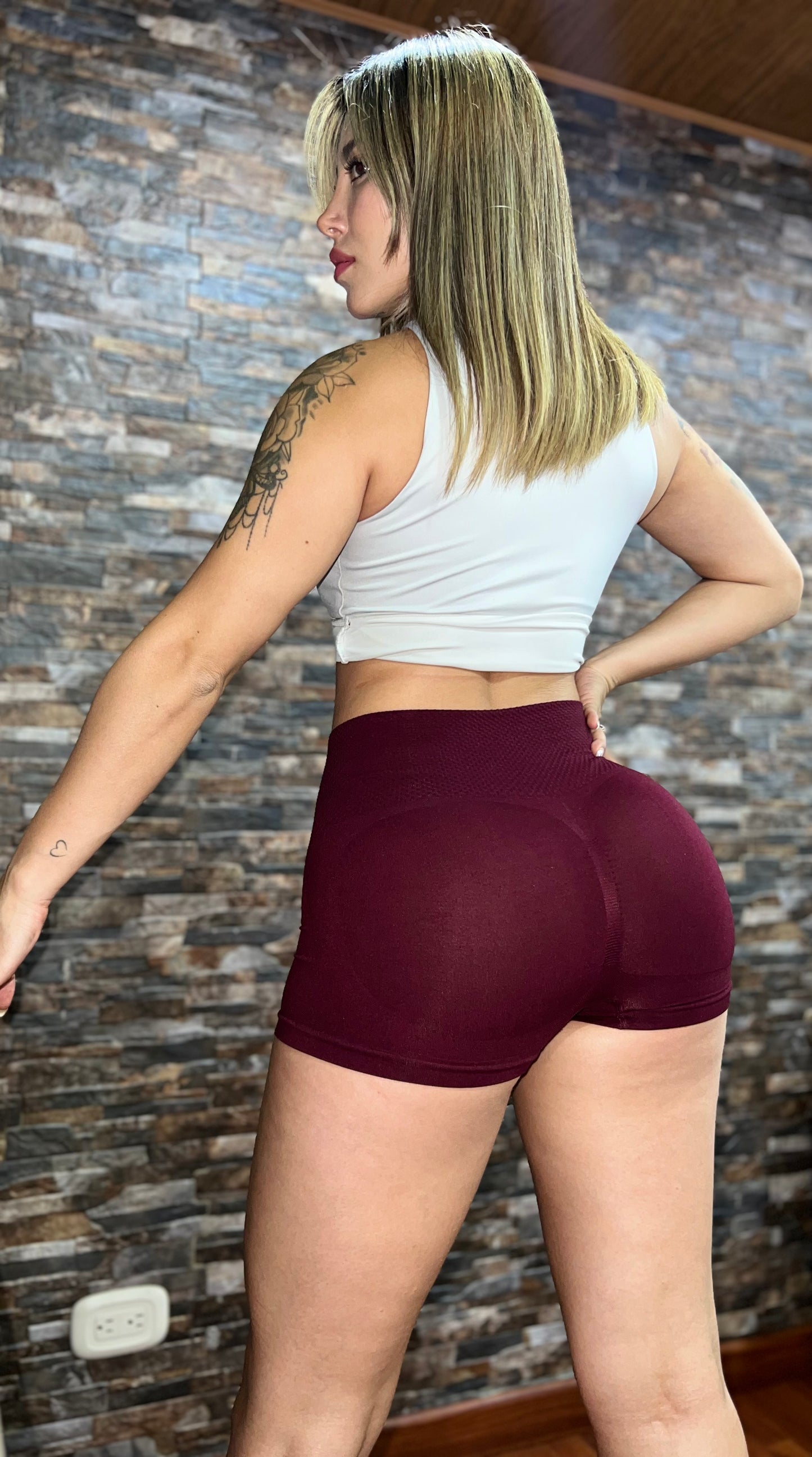 Panty levantacola con faja - 3 UNIDADES