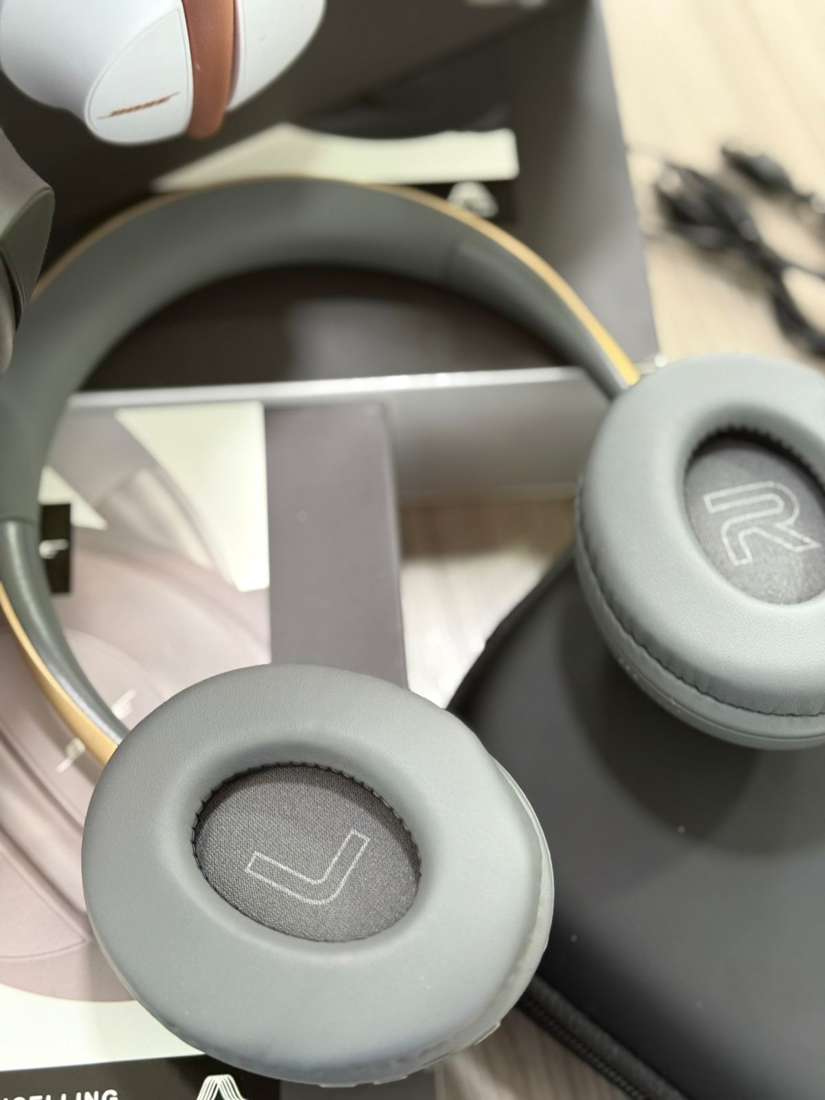 Audífono Bose Nc 700 1.1