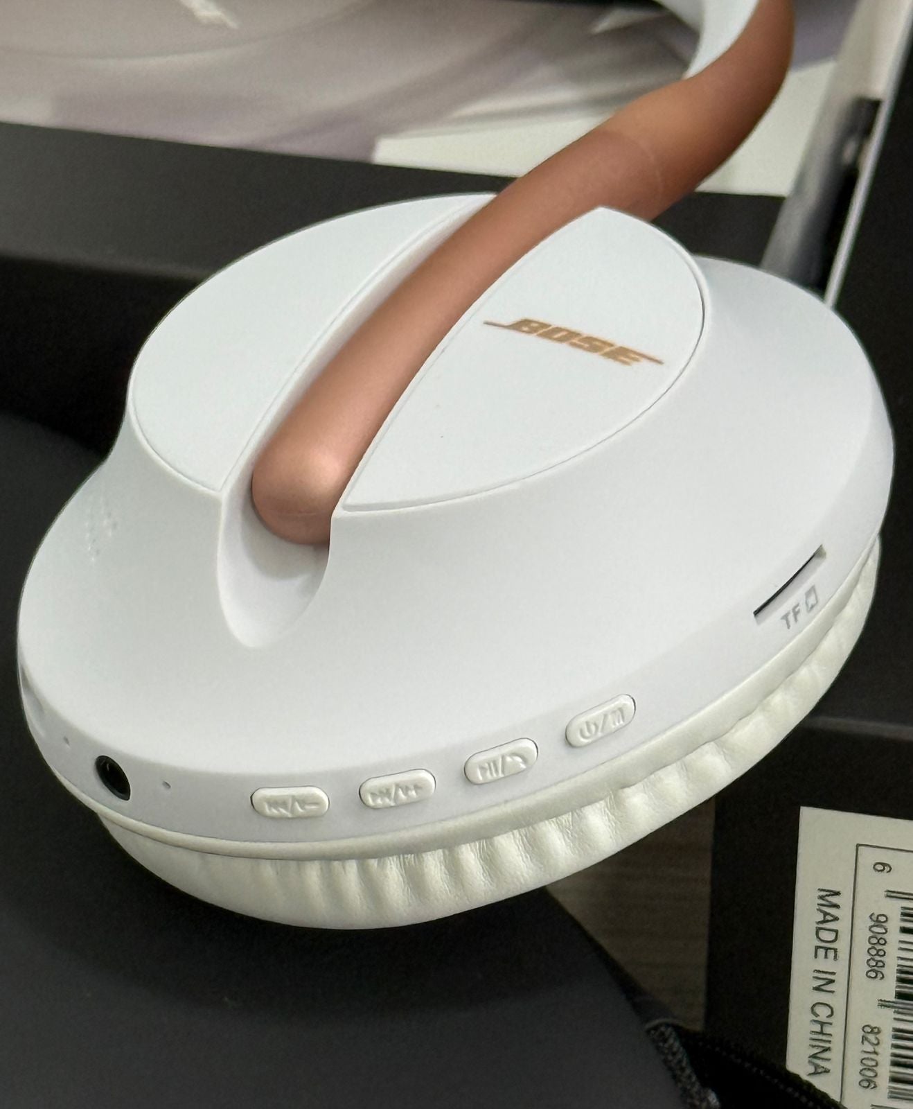 Audífono Bose Nc 700 1.1