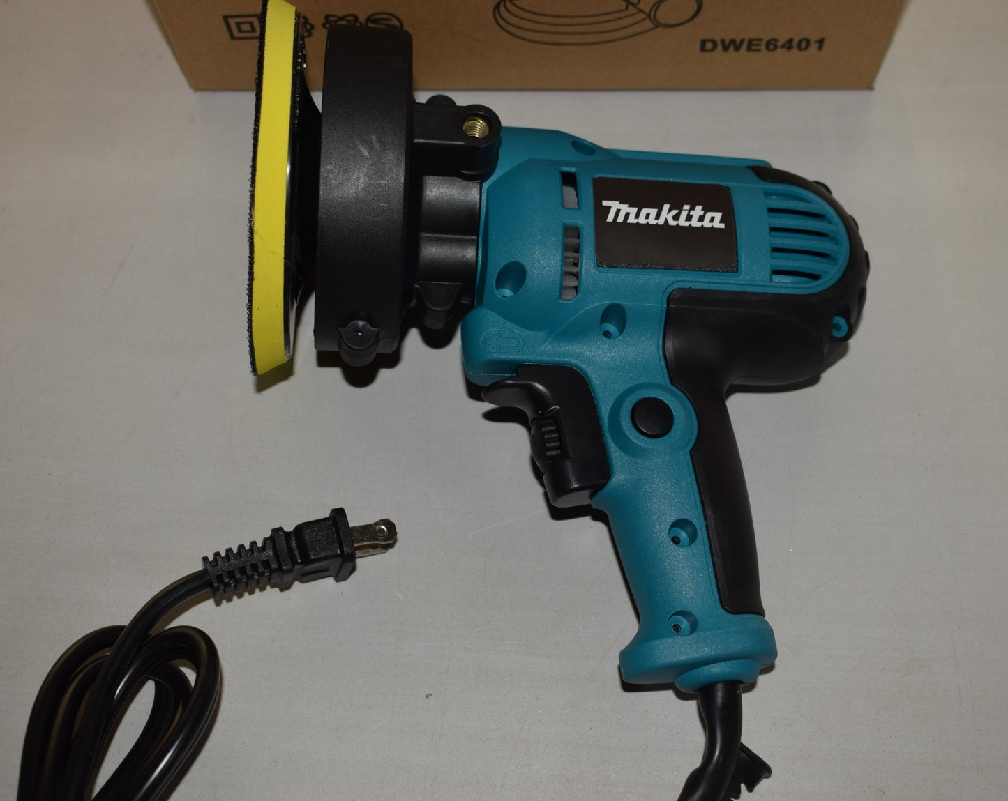 Polichadora Eléctrica 1250W MAKITA